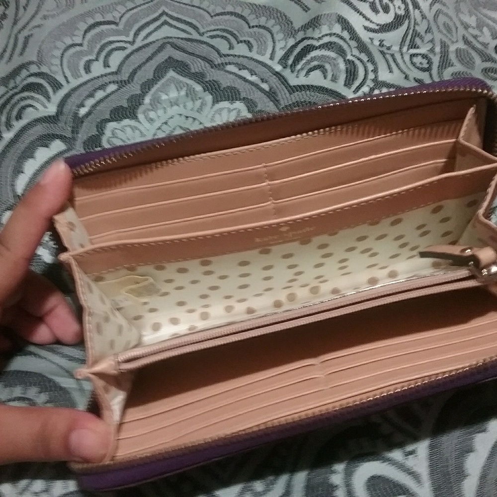Wallet - Picture 2 of 3
